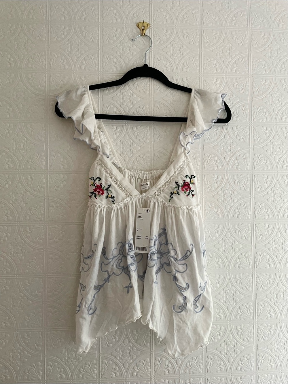 Kimchi Blue White Embroidered Rose Floral Ruffle Babydoll Urban Outfitters